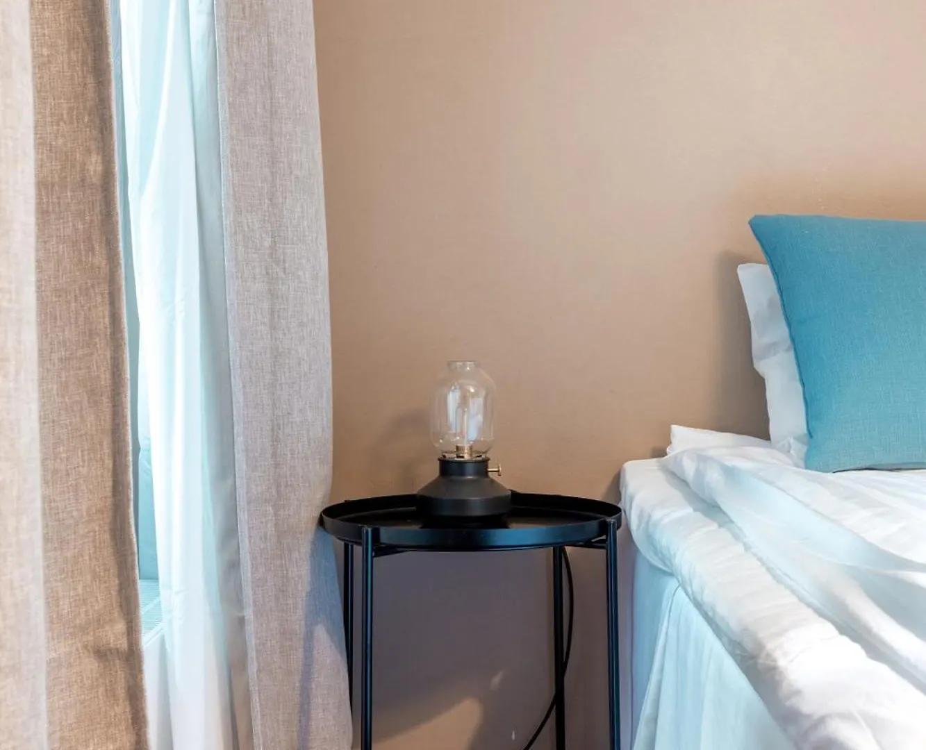 2Ndhomes Luxurious Kamppi Center 2Br Apartment With Sauna & Balcony Helsinki