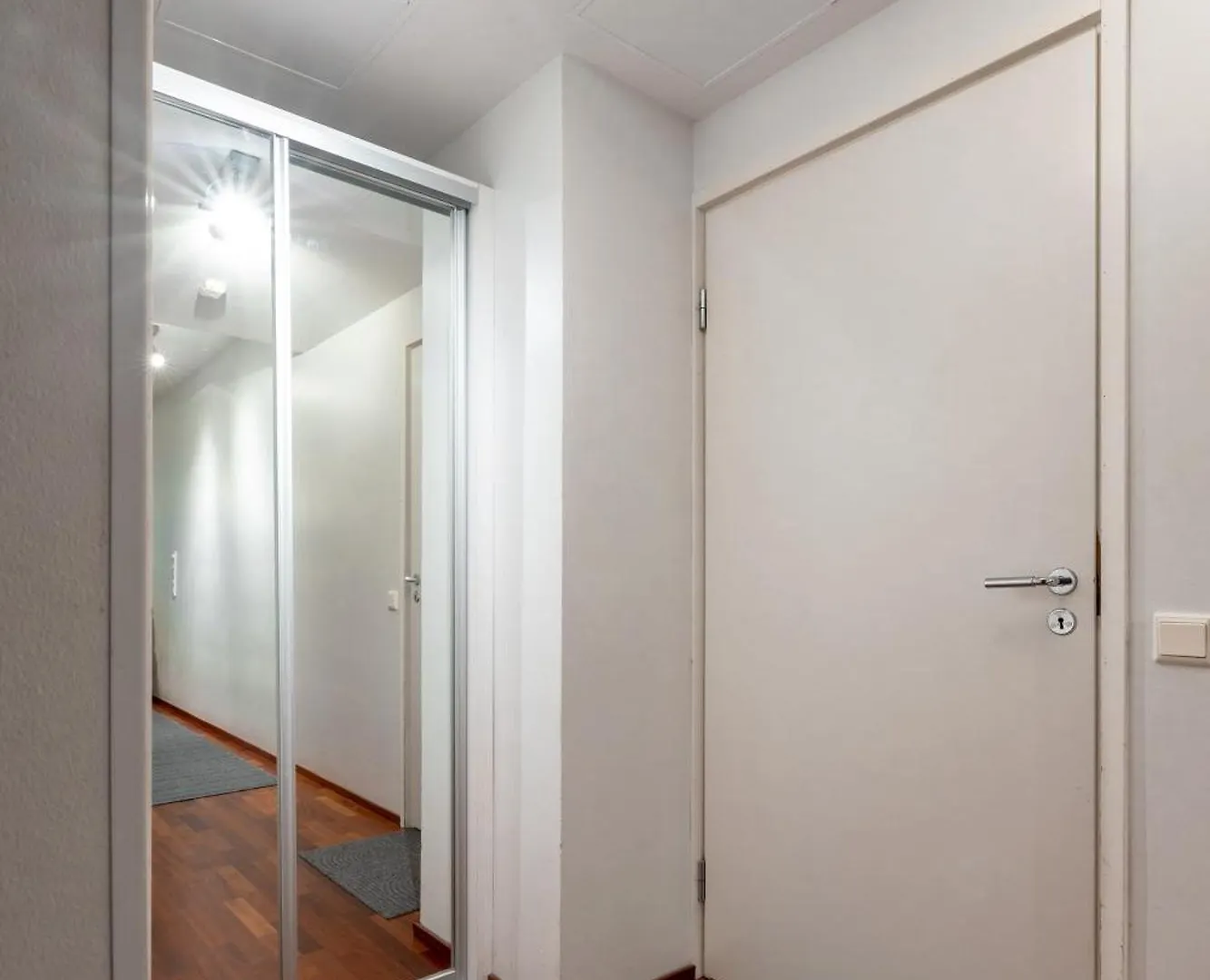 2Ndhomes Luxurious Kamppi Center 2Br Apartment With Sauna & Balcony Helsinki